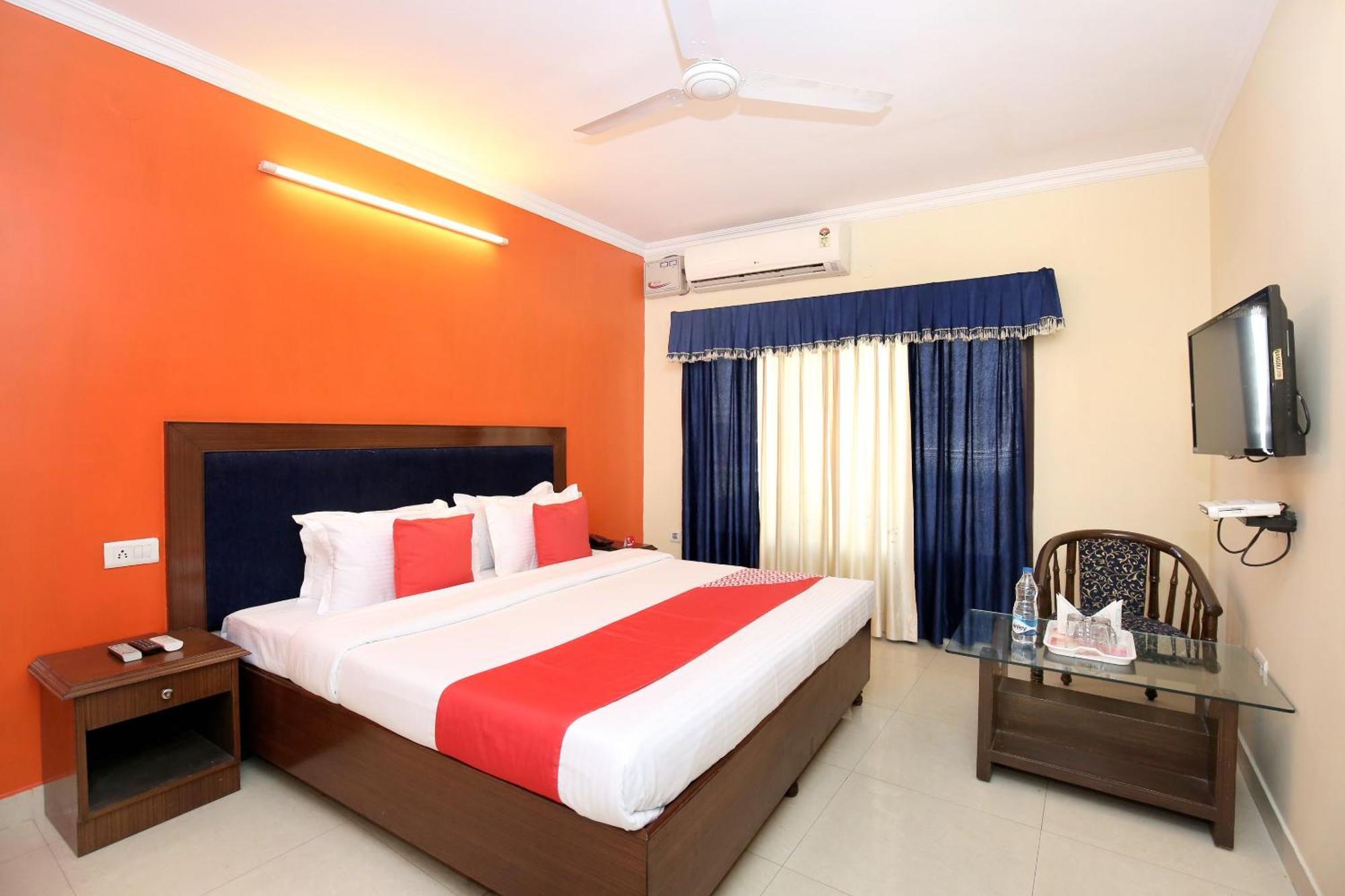 Oyo Hotel Ranvir Prime Jalandhar Exteriör bild