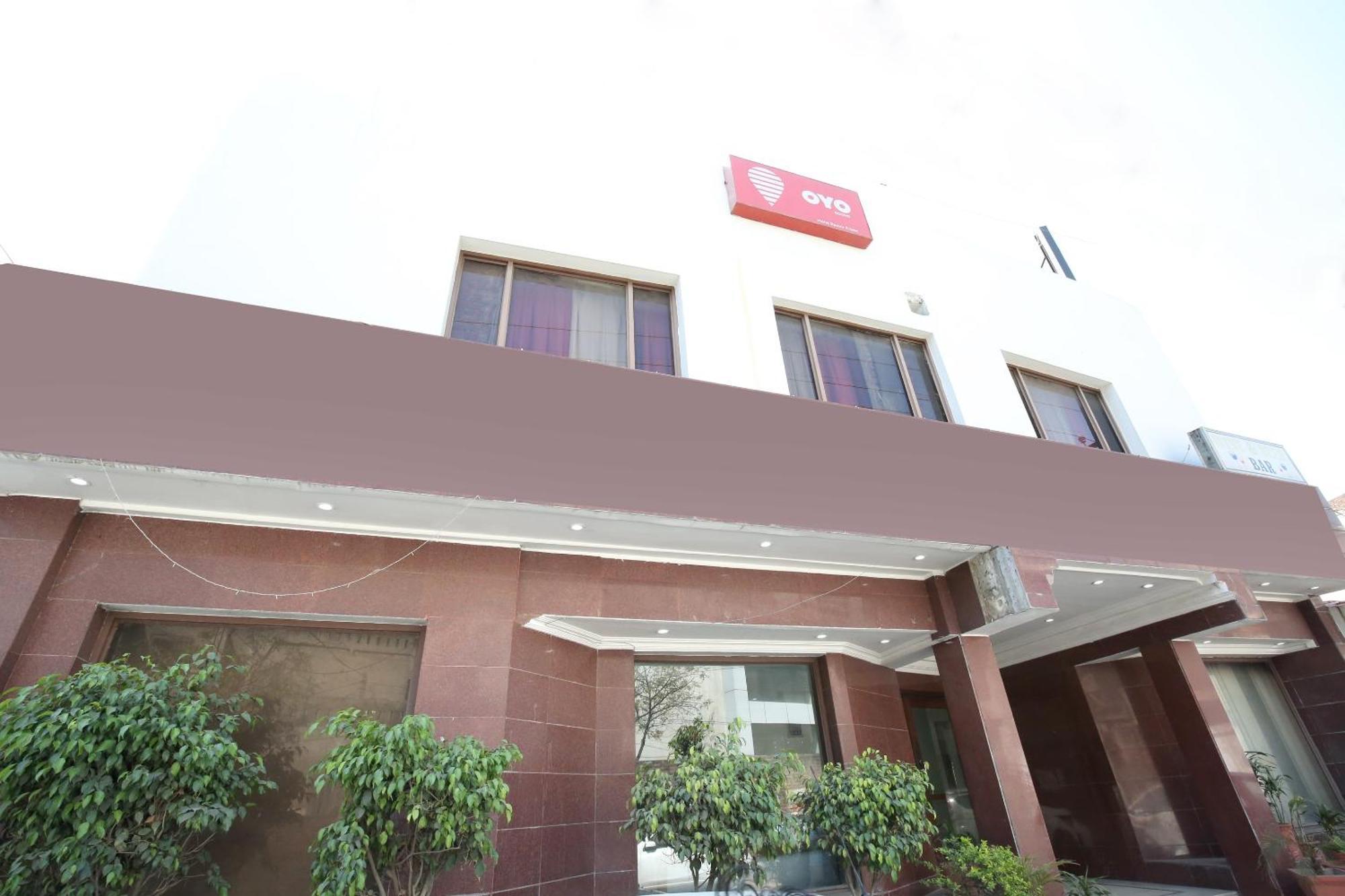 Oyo Hotel Ranvir Prime Jalandhar Exteriör bild