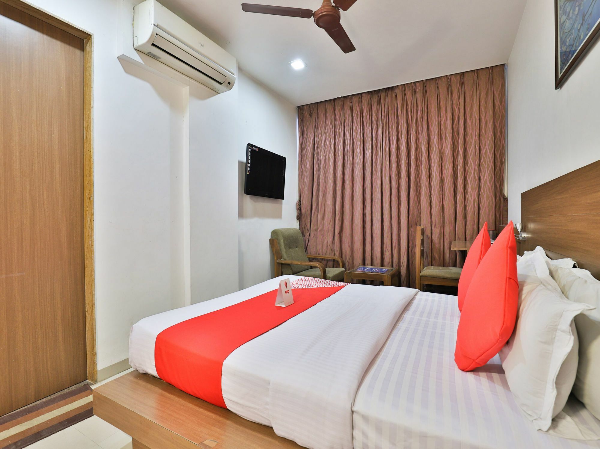 Oyo Hotel Ranvir Prime Jalandhar Exteriör bild